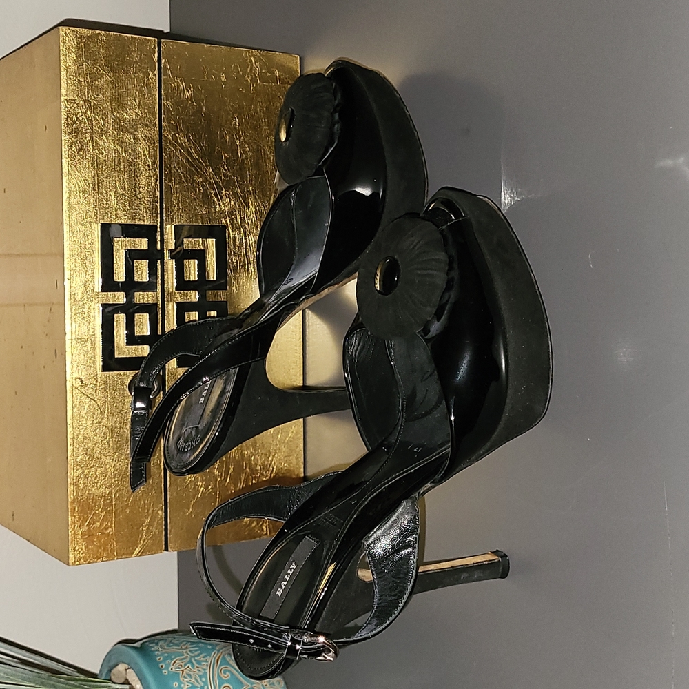 Bally Women's Size 6.5 Black Patent Leather Heels.
